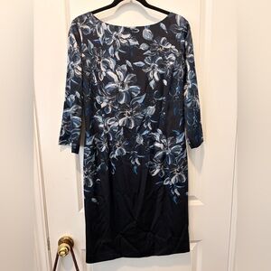ST.JOHN - Silk Blue and Black Floral long-sleeve Midi Dress - Size 6